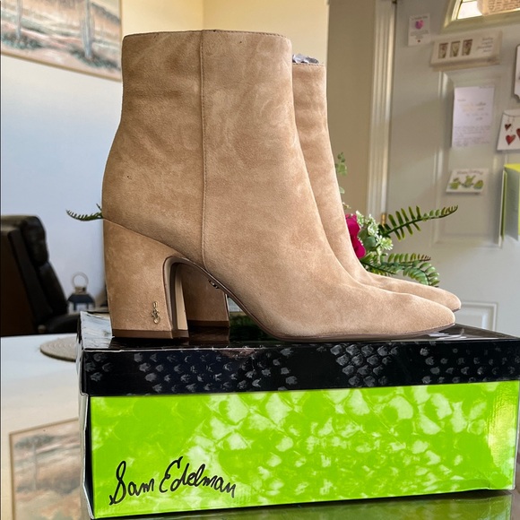 Sam Edelman Beige Suede Heeled Boots, 8.5 - Picture 2 of 5